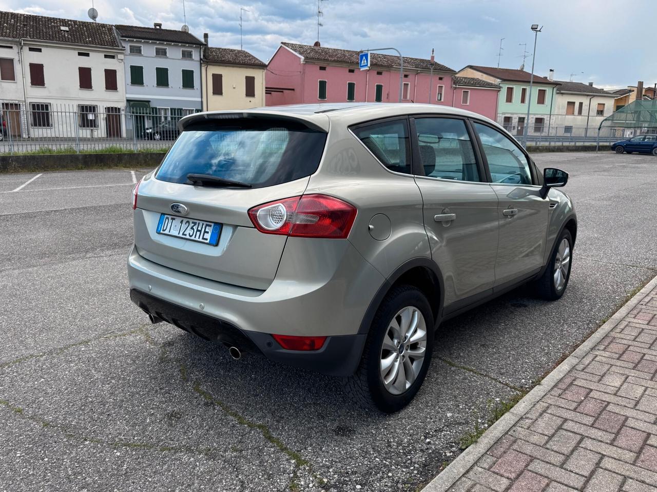 Ford Kuga 2.0 TDCi 136 CV 4WD Titanium DPF