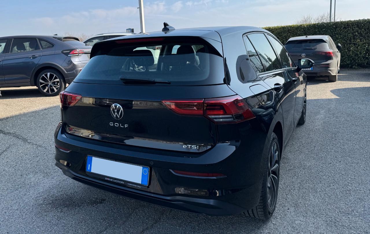 Volkswagen Golf 1.0 etsi evo Life 110cv dsg / NO VINCOLI