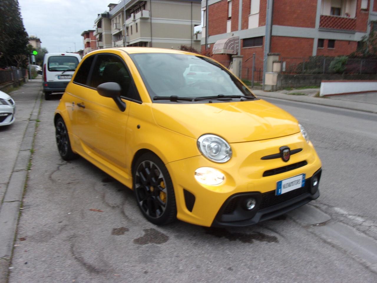 Abarth 595 1.4 Turbo T-Jet 180 CV Competizione