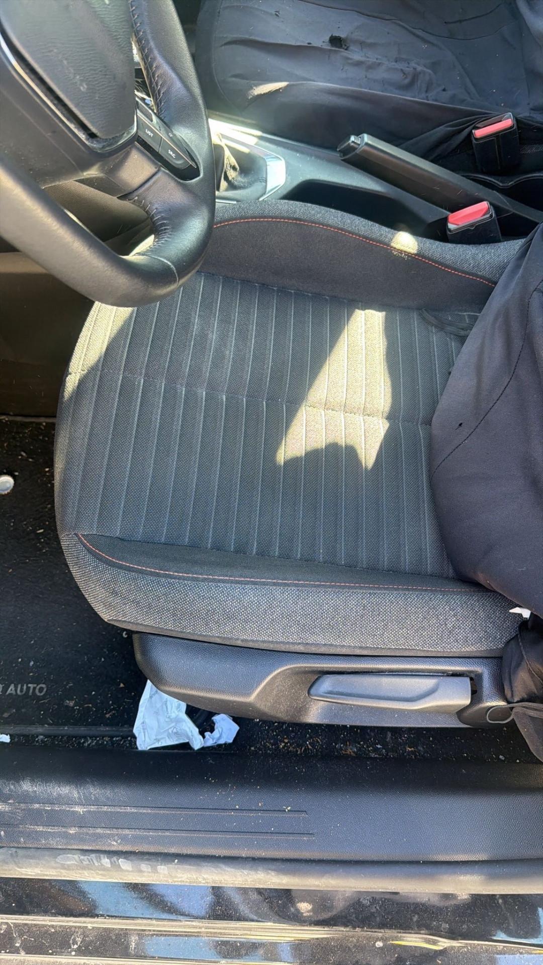 Peugeot 208 PureTech 100 Stop&Start EAT8 5 porte Allure Pack