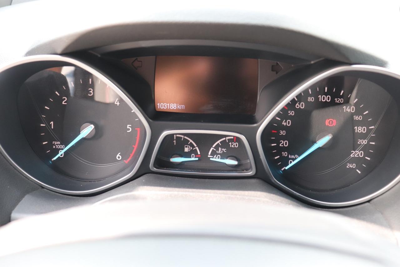 Ford Kuga 1.5 TDCI 120 CV S&S 2WD ST-Line