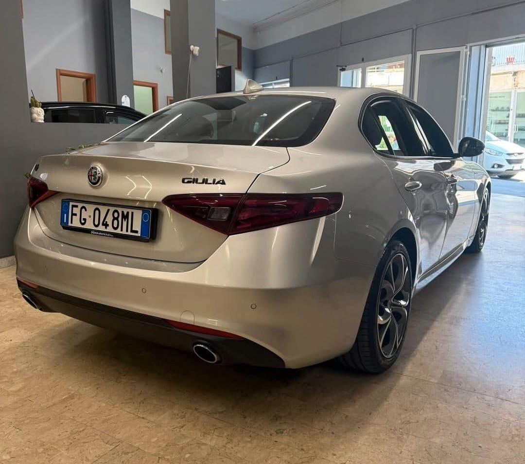 Alfa Romeo Giulia 2.2 Turbodiesel 150 CV AT8 Super