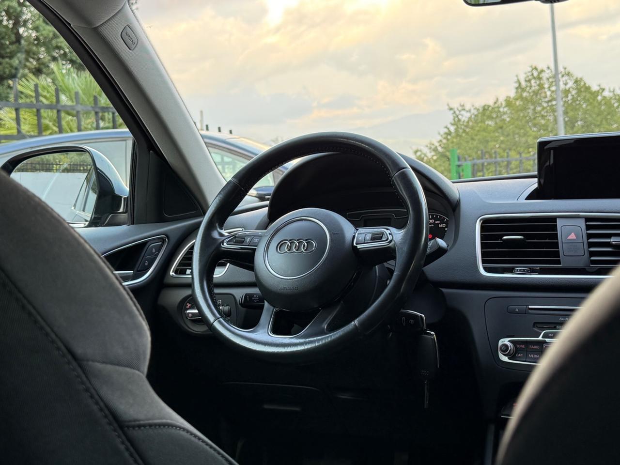 Audi Q3 2.0 TDI 150 CV Business