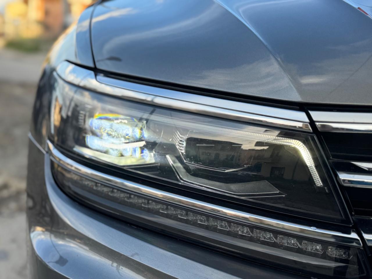 VOLKSWAGEN TIGUAN 2.0 BI-TDI 240 CV R-LINE DSG FULL