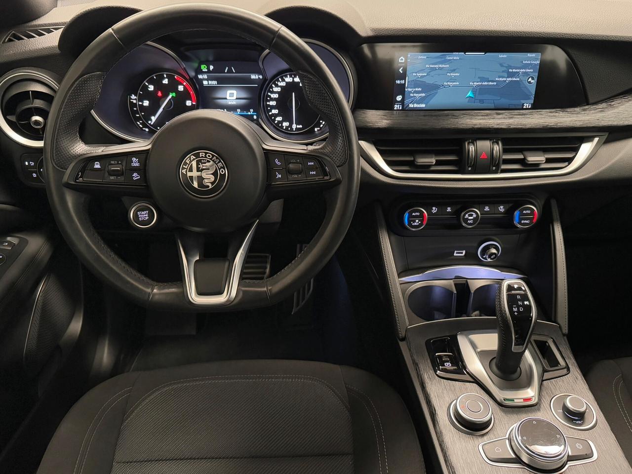 Alfa Romeo Stelvio 2.2 Turbodiesel 190 CV AT8 Q4 Super