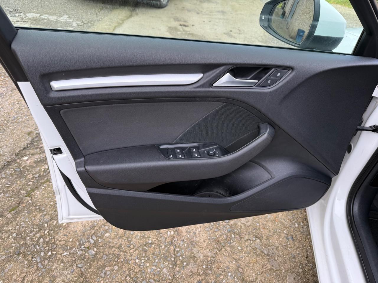 Audi A3 SPB 1.6 TDI 116 CV Sport