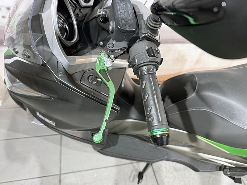 Kawasaki J 300 ABS