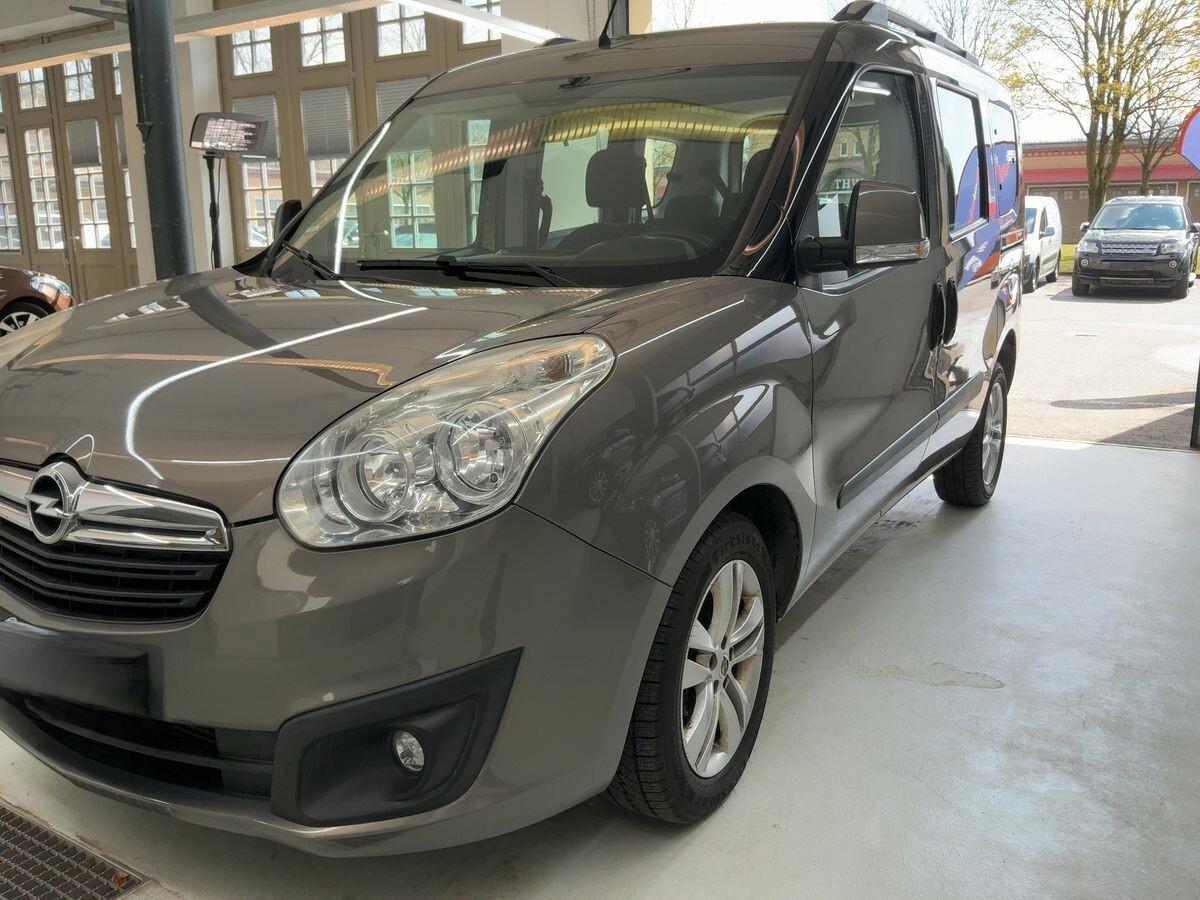 Opel Combo edotion 1.6 cdti 7 posti iva compresa