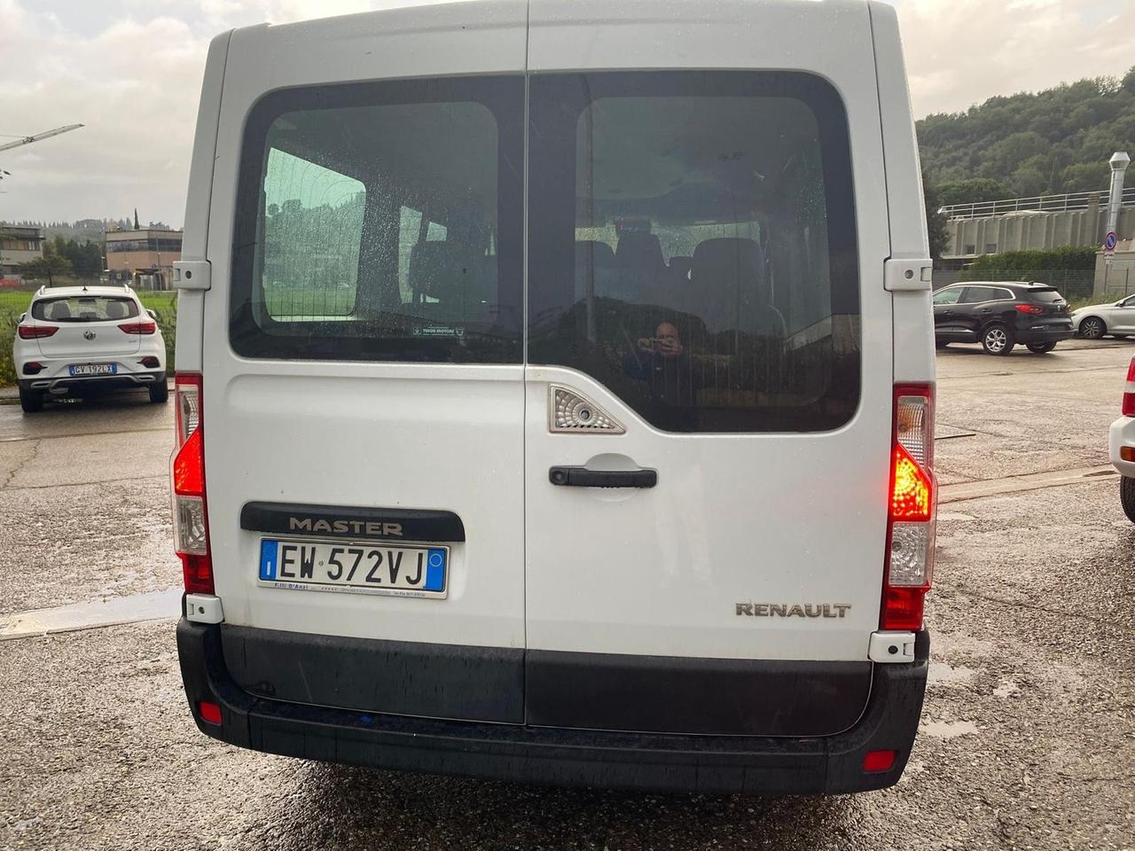 Renault Master T33 2.3 dCi/100 PM-TM Combi E5 9 posti con pedana laterale