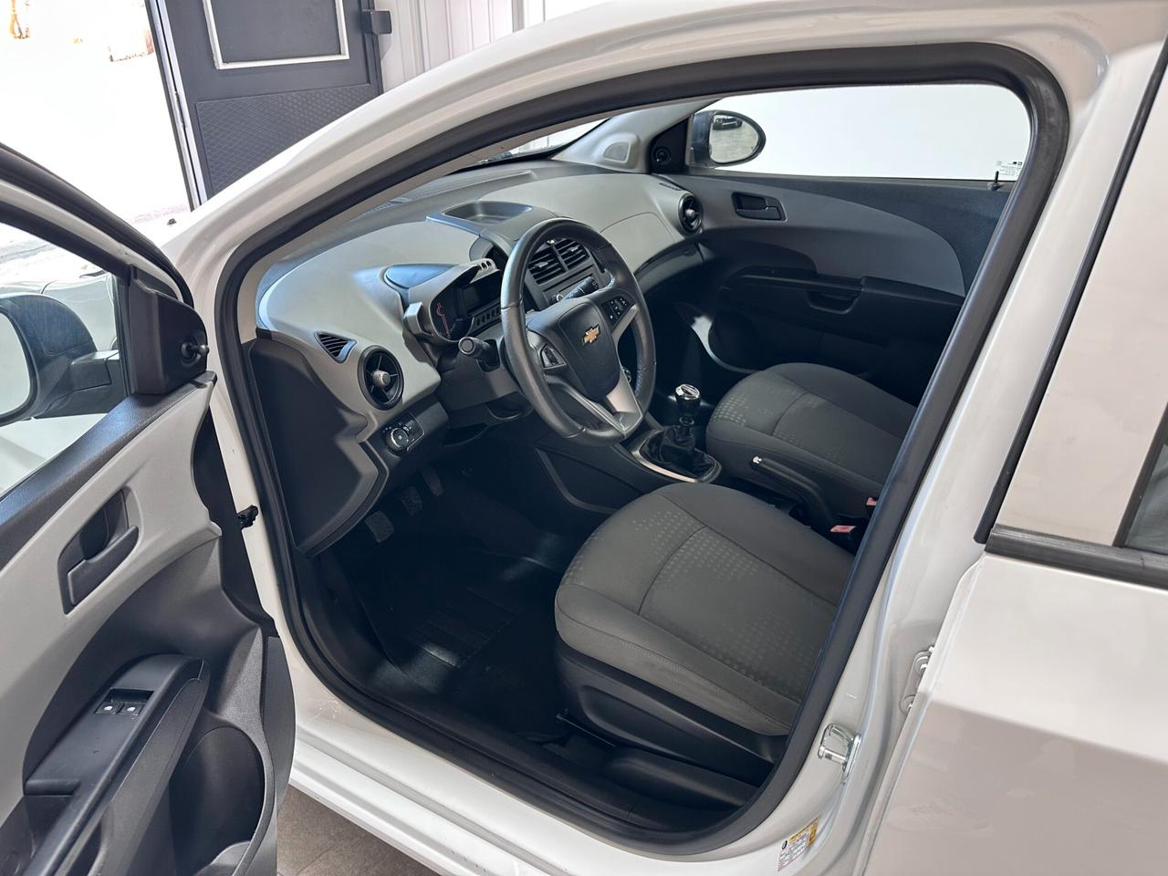 Chevrolet Aveo 1.2 70CV 5 porte LS - KM 65.000 - NUOVA!!!!