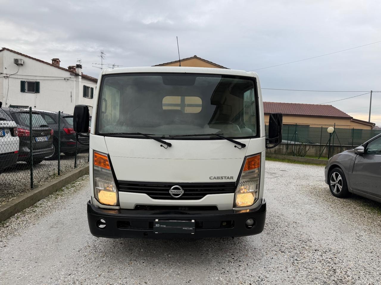 Nissan Cabstar 35.13 2.5 TDI 150CV PC-RG Cabinato Patente B