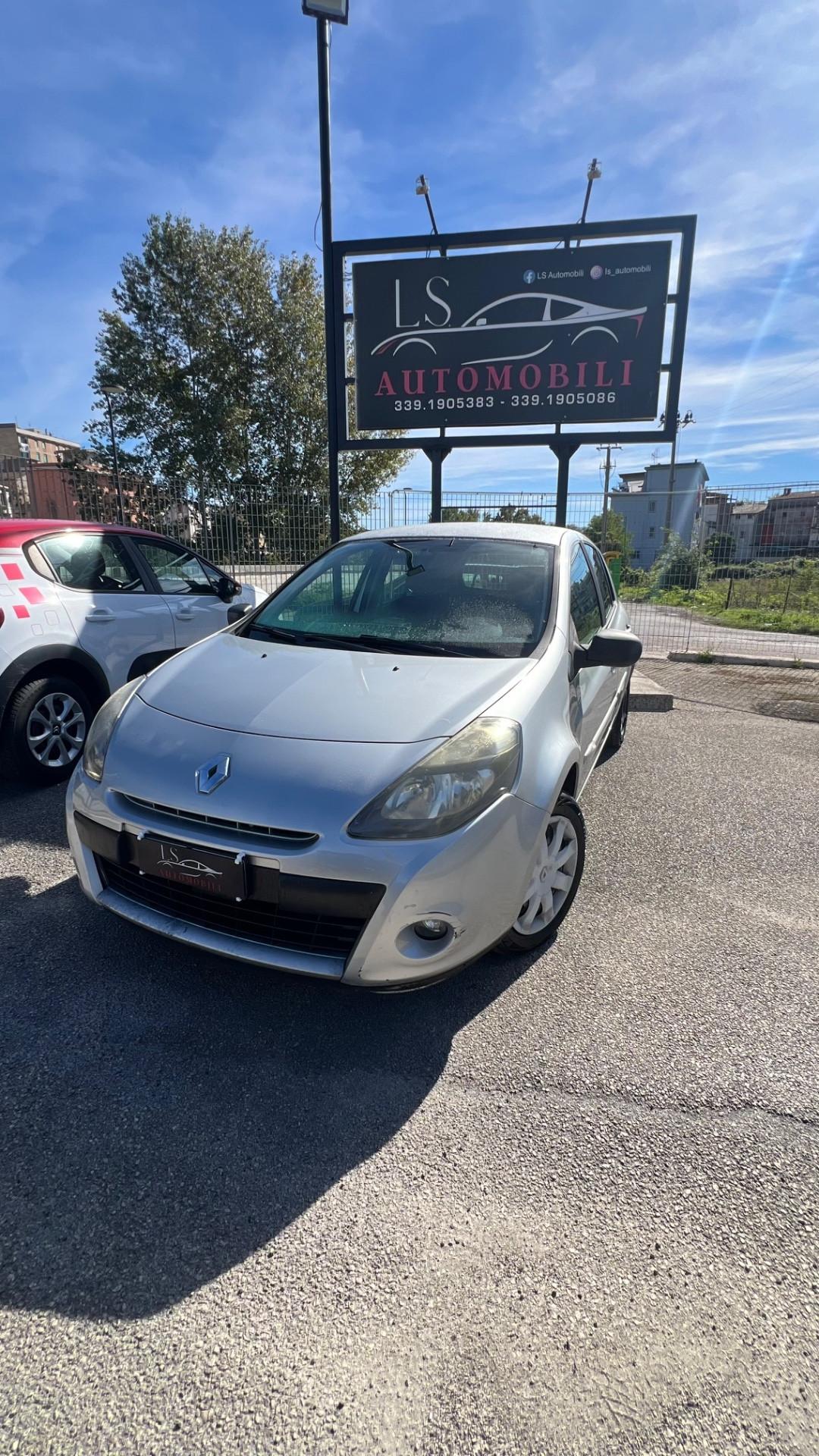 Renault Clio 1.2 16V 5 porte Luxe