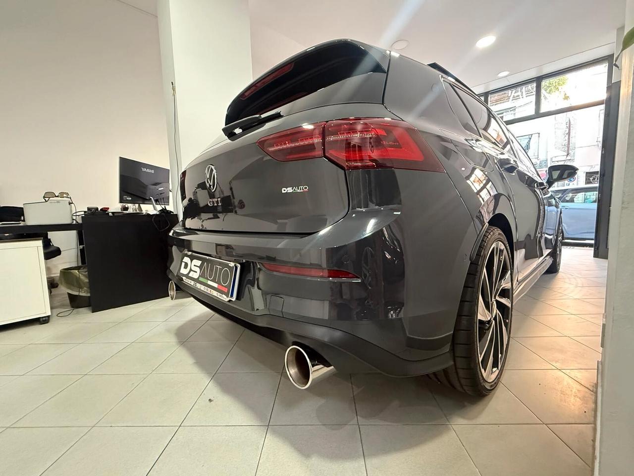 Volkswagen Golf GTI 2.0 TSI DSG