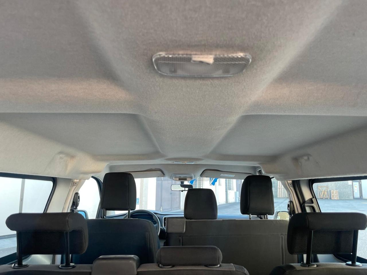 Peugeot Expert BlueHDi 115 S&S PL-TN Combi Standard 9 POSTI