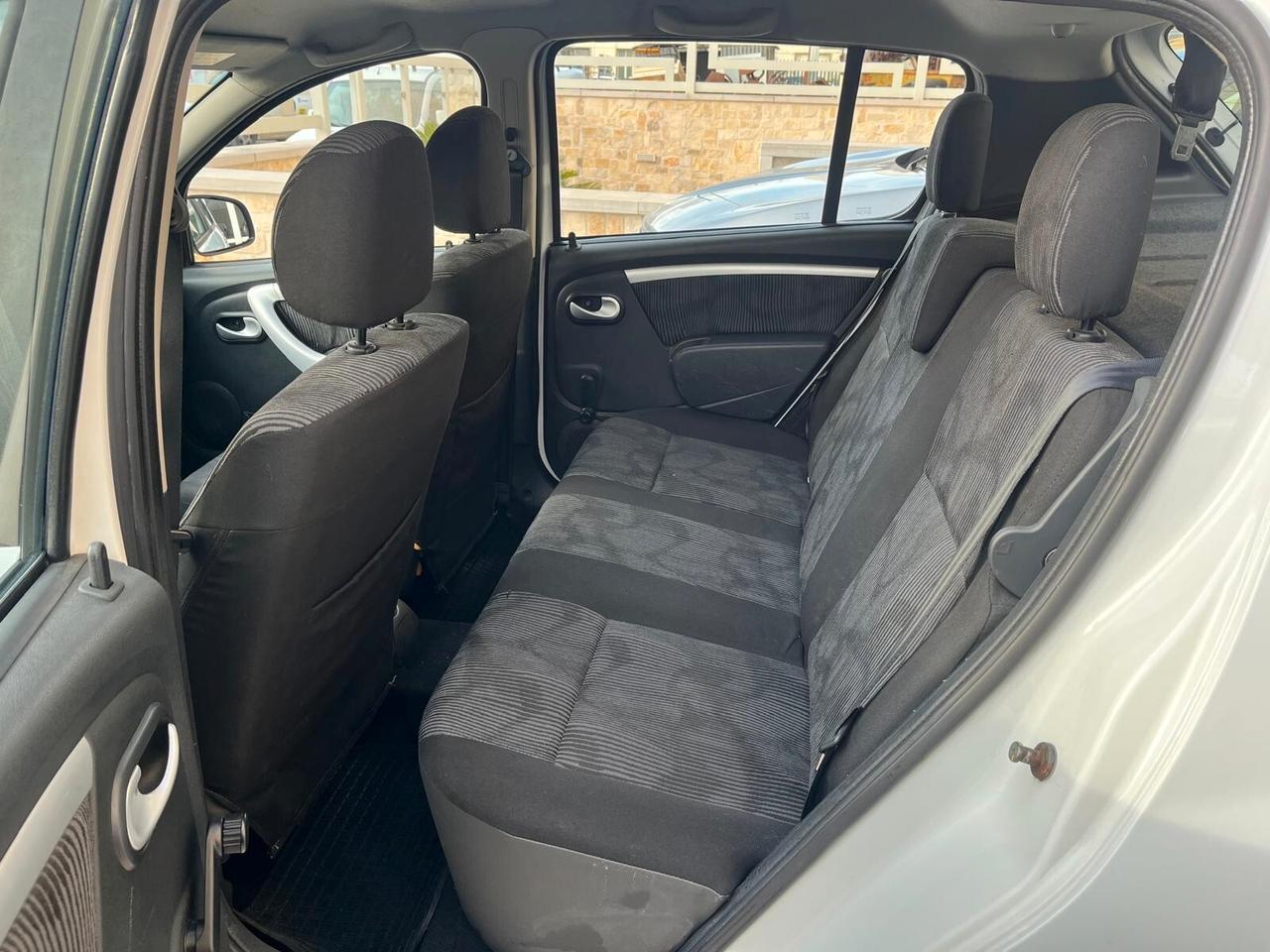 Dacia Sandero 1.5 dCi 70CV Lauréate