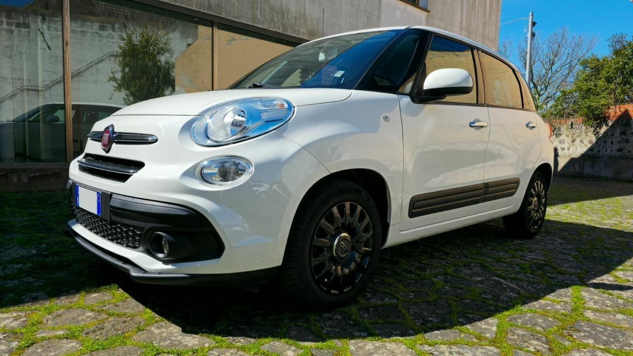 Fiat 500L 1.6 Multijet AUTOCARRO A POSTI
