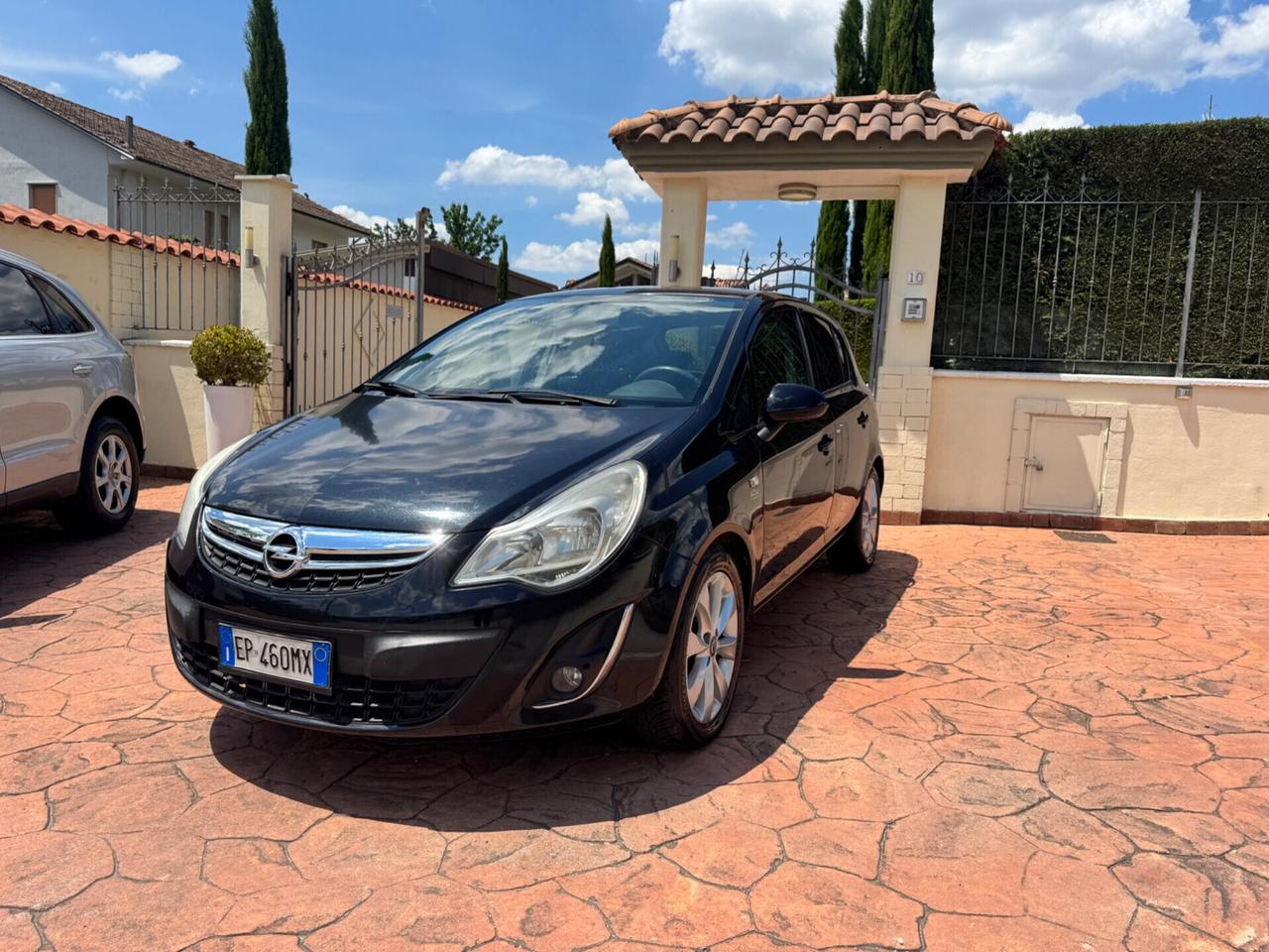 Opel Corsa 1.2 85CV GPL consegna tutta Italia
