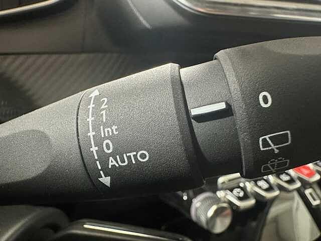 Peugeot 208 PureTech 100 Stop&Start 5 porte Allure KM ZERO