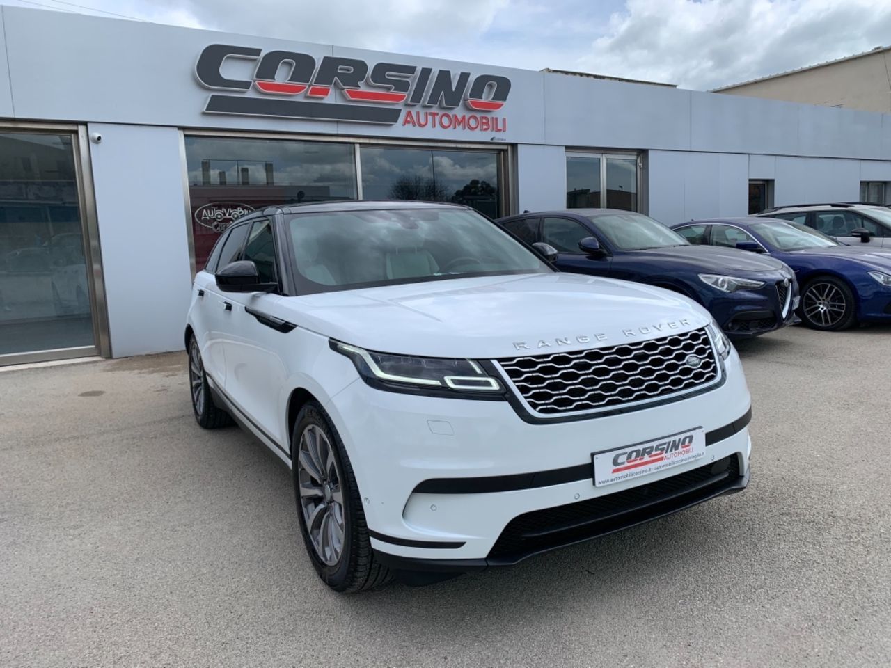 L Range Rover Velar 3.0 V6 SD6 300 CV Dynamic HSE