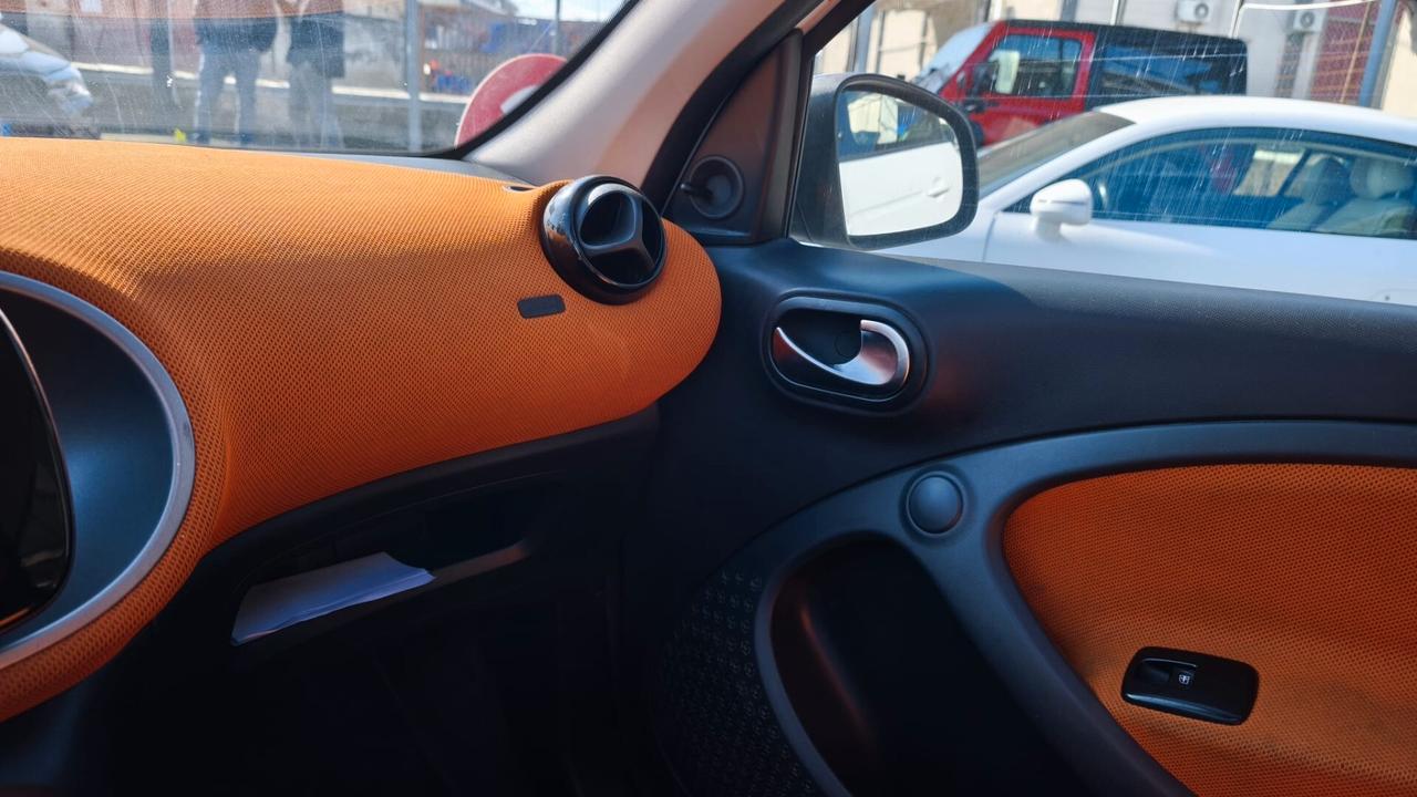 Smart ForFour 70 1.0 Passion