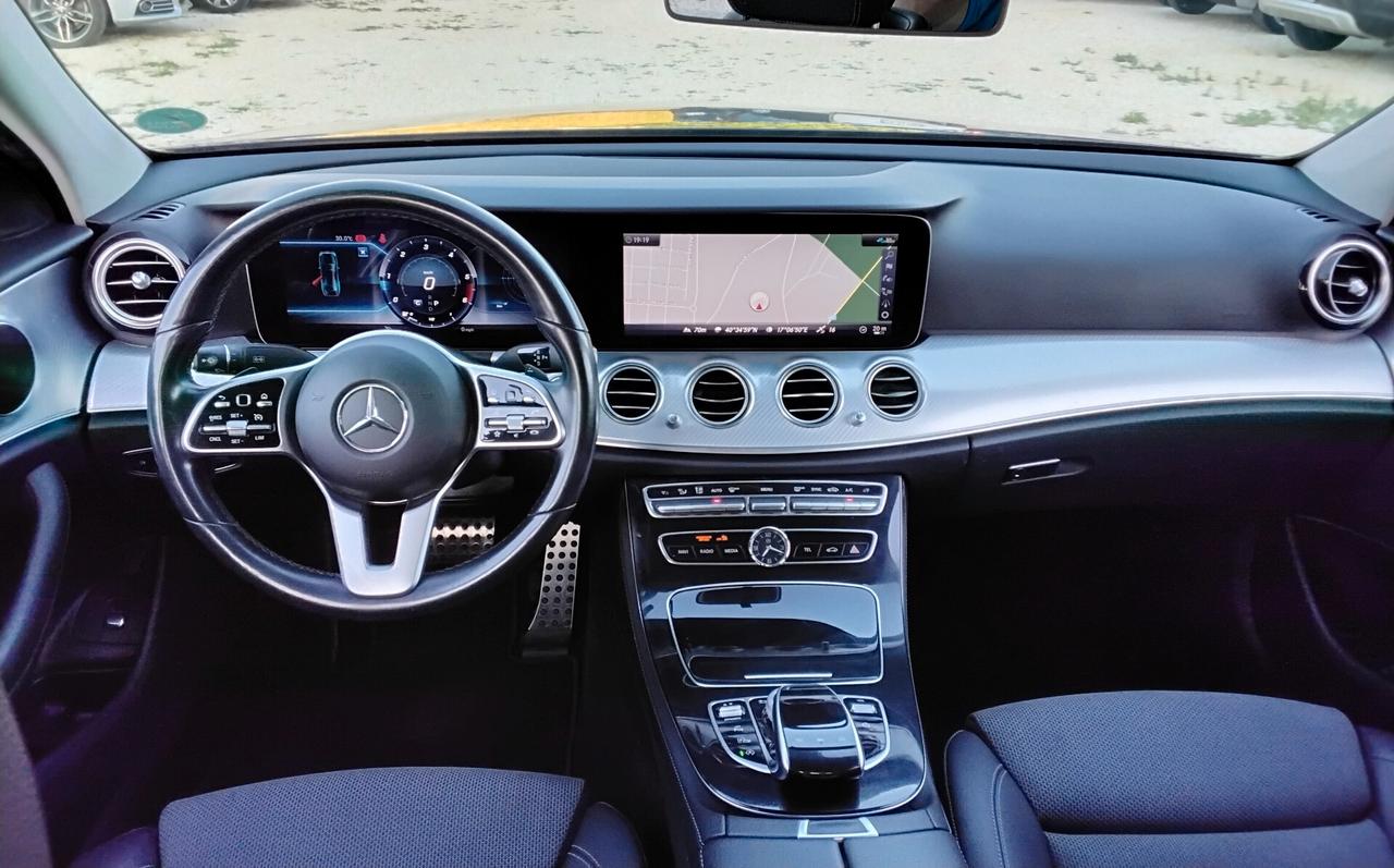 Mercedes-benz E 200 d Auto Premium Plus