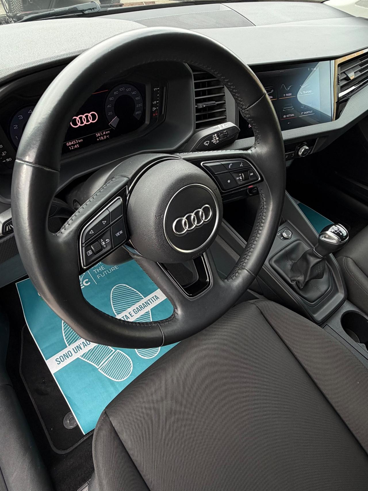 Audi A1 SPB 30 TFSI S tronic line edition