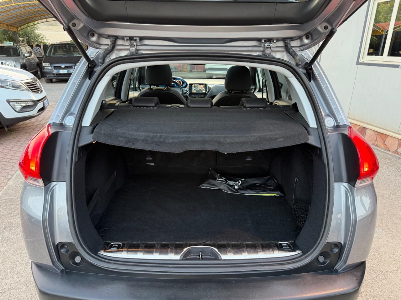 Peugeot 2008 BlueHDi Allure KM CERTIF. FULL OPTIONAL