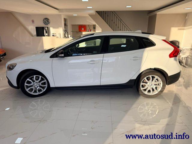 VOLVO V40 Cross Country D2 Geartronic