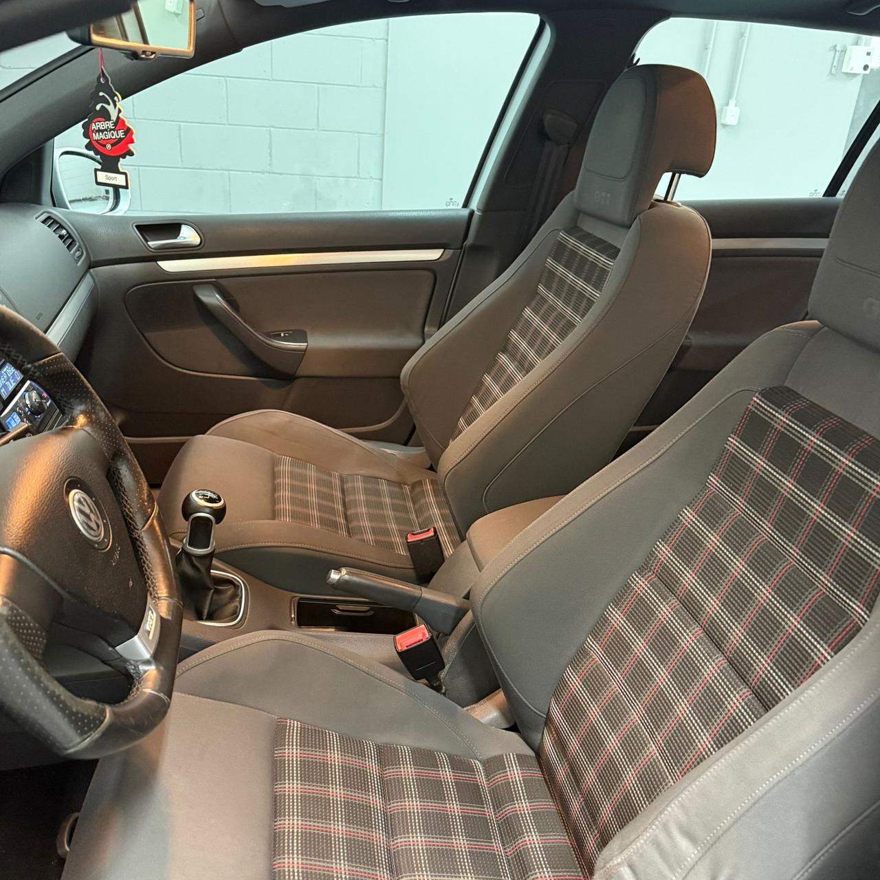 Volkswagen Golf GTI 2.0 16V TFSI 5p.