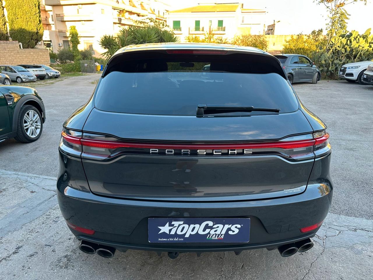 Porsche Macan 2.0 benzina 245 cv - 2021