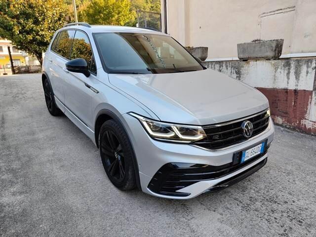 Volkswagen Tiguan 2.0 TDI 150 CV SCR DSG 4MOTION R-Line