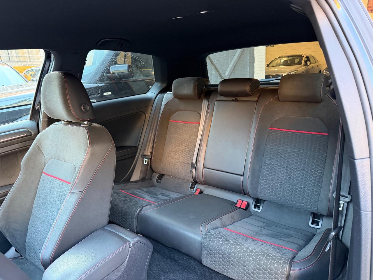 Volkswagen Golf GTI Performance 2.0 245 CV TSI DSG 3p. BMT