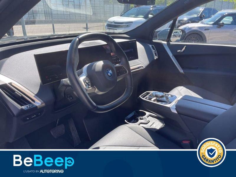 BMW iX XDRIVE40 PACCHETTO SPORTIVO