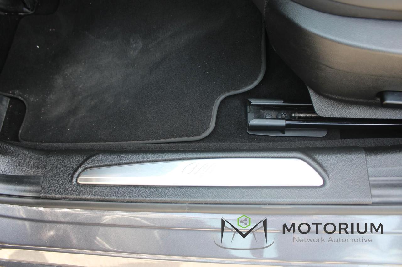 Alfa Romeo Giulia 2.2 TURBO DIESEL 190 CV AWD AUTOMATIC