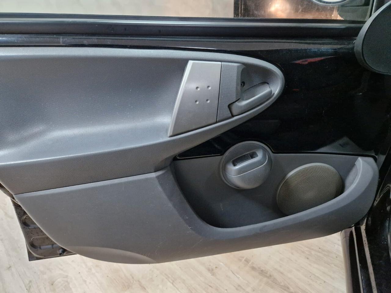 Toyota Aygo 1.0 5 porte Automatica
