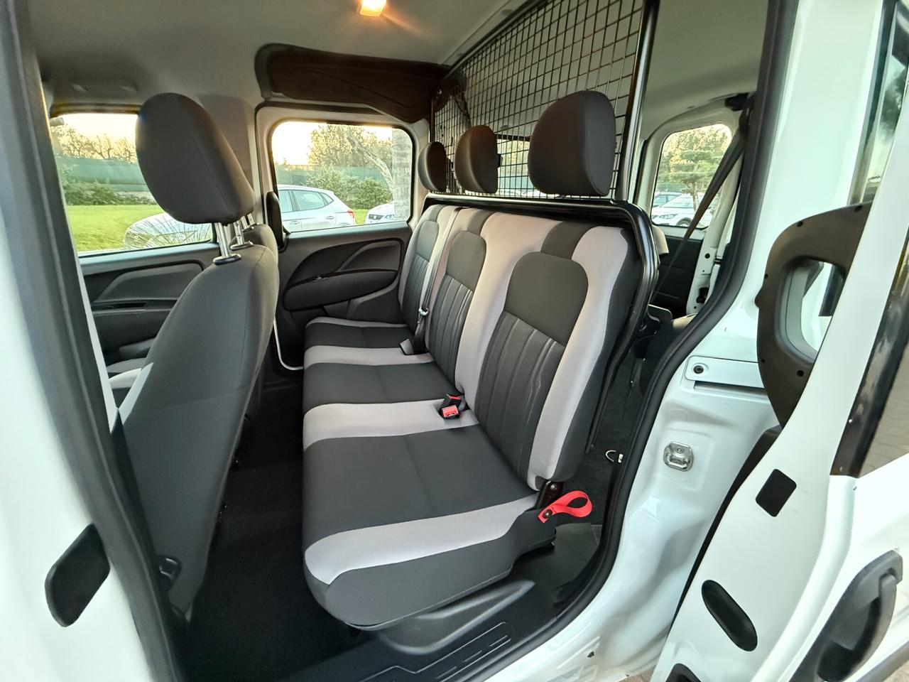 Fiat Doblo 1.6MJT 105CV Combi Maxi N1 5 Posti 2Porte Posteriori
