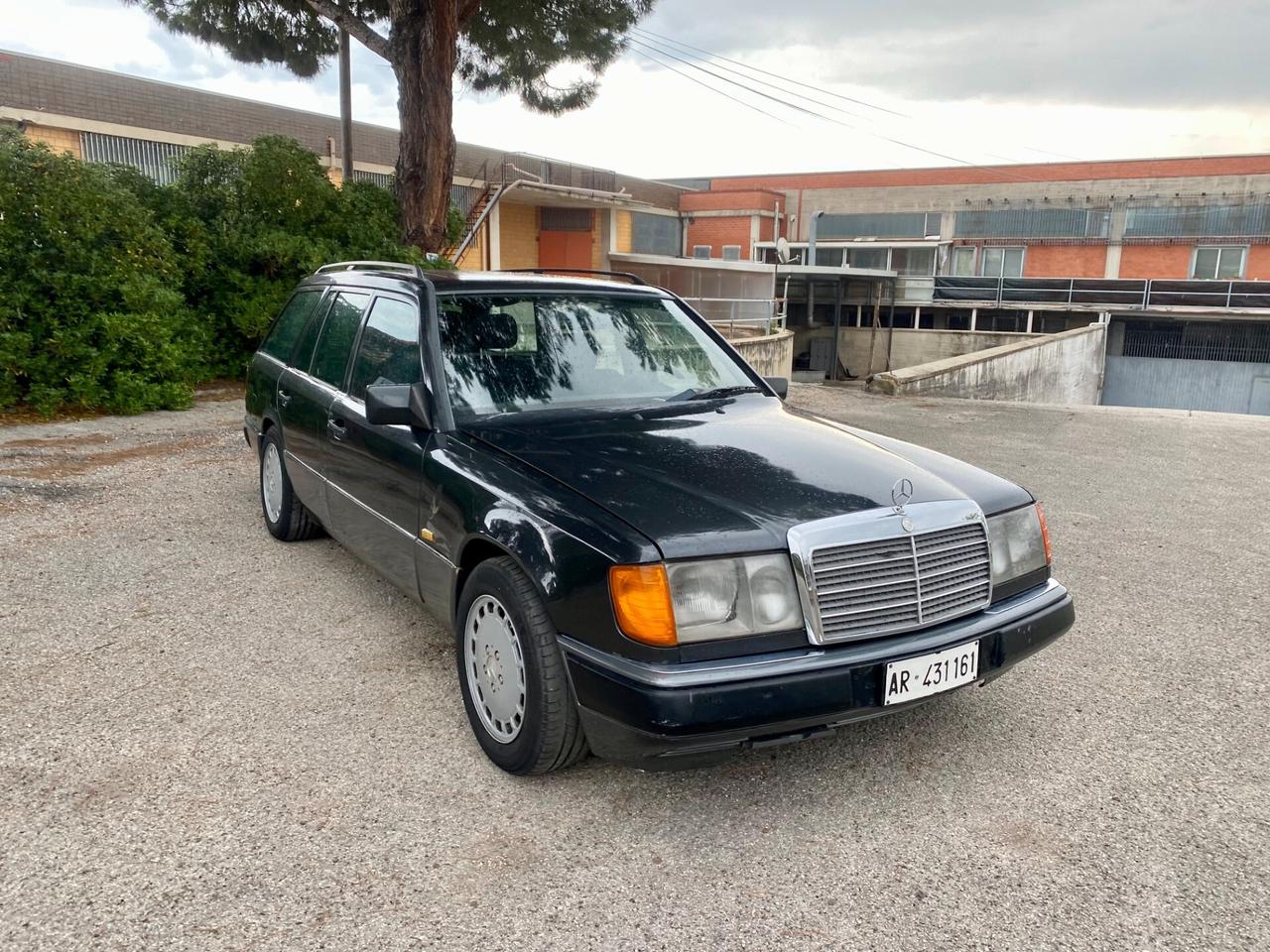 Mercedes-benz E 200 MERCEDES E 200 W124 TE