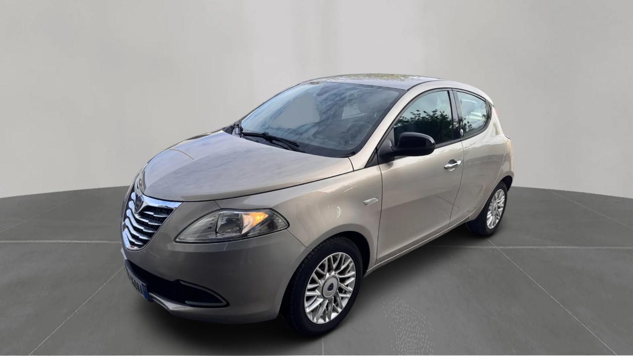 Lancia Ypsilon 1.2 69 CV 5 porte GPL Ecochic Gold