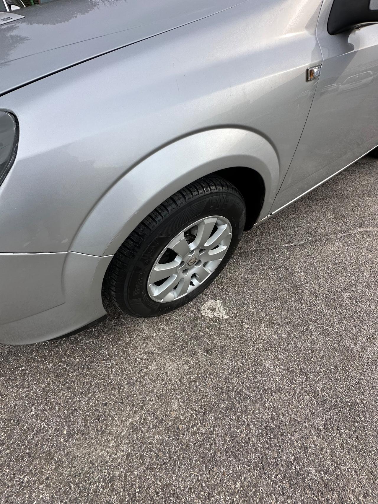 Opel Astra 1.4 16V Twinport 5 porte Enjoy