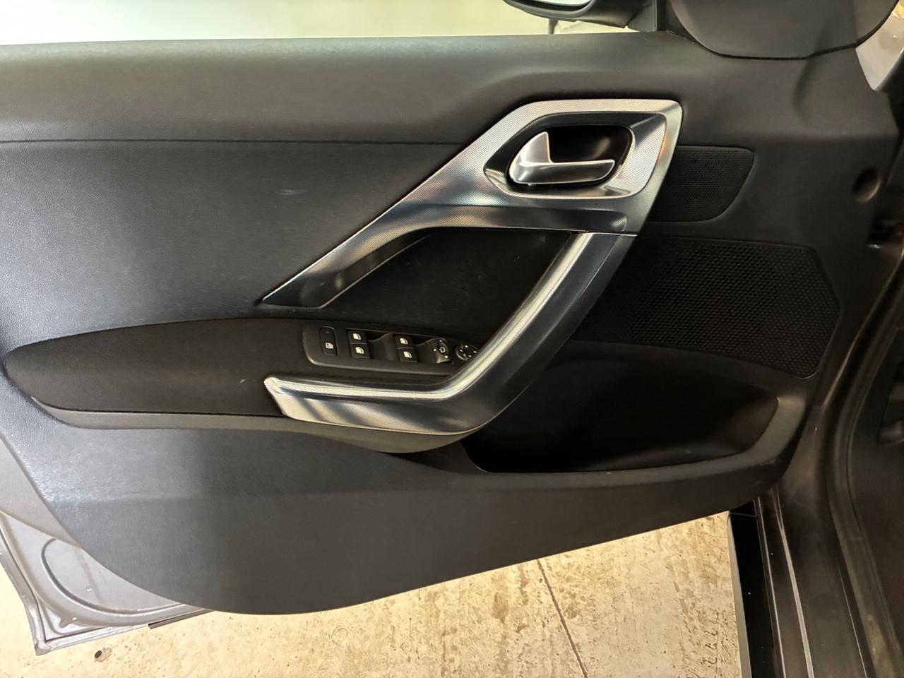 Peugeot 2008 BlueHDi 120 S&S Allure