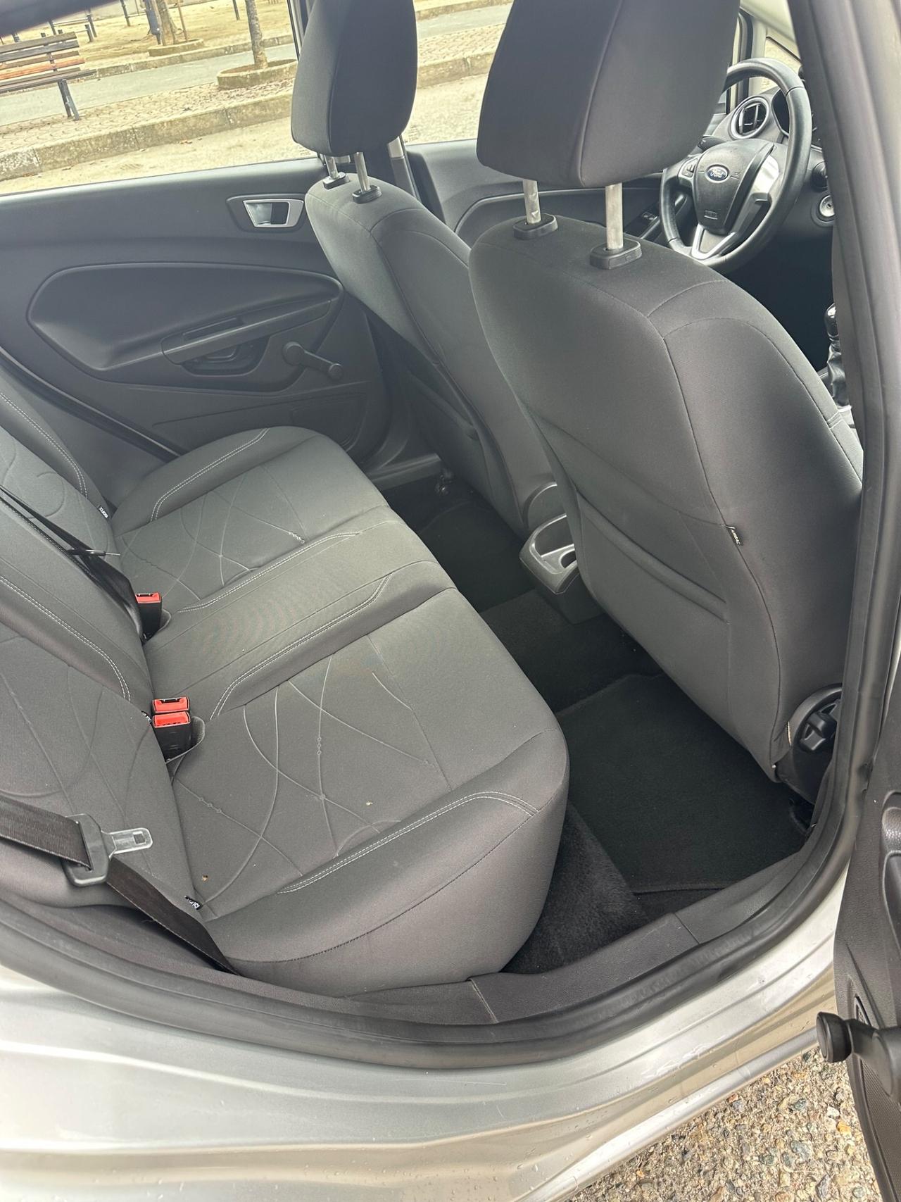 Ford Fiesta 1.0 80CV 3 porte Titanium ( LEGGERE BENE )