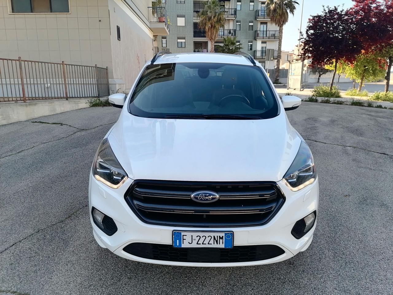 Ford Kuga 1.5 TDCI 120 CV ST-LINE 2017
