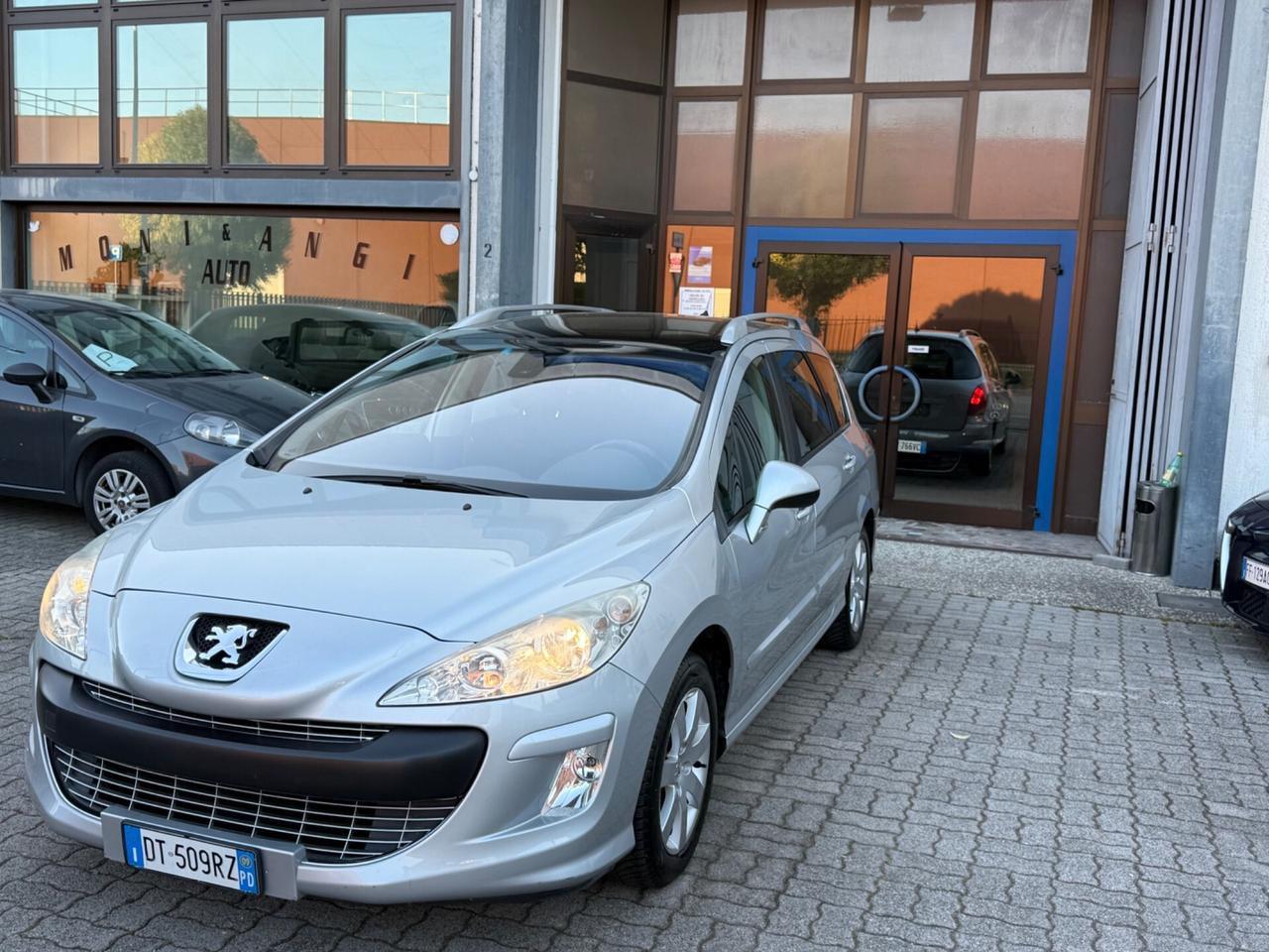 Peugeot 308 7 posti TAGLIANDI CERTIFICATI 1.6 HDi 110CV SW Ciel Tecno
