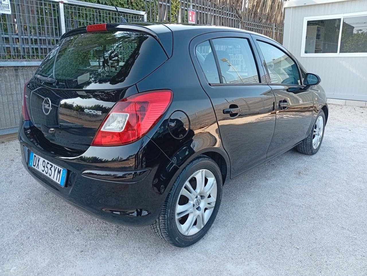 Opel Corsa 1.3 CDTI 75CV ecoFLEX 5 porte Cosmo