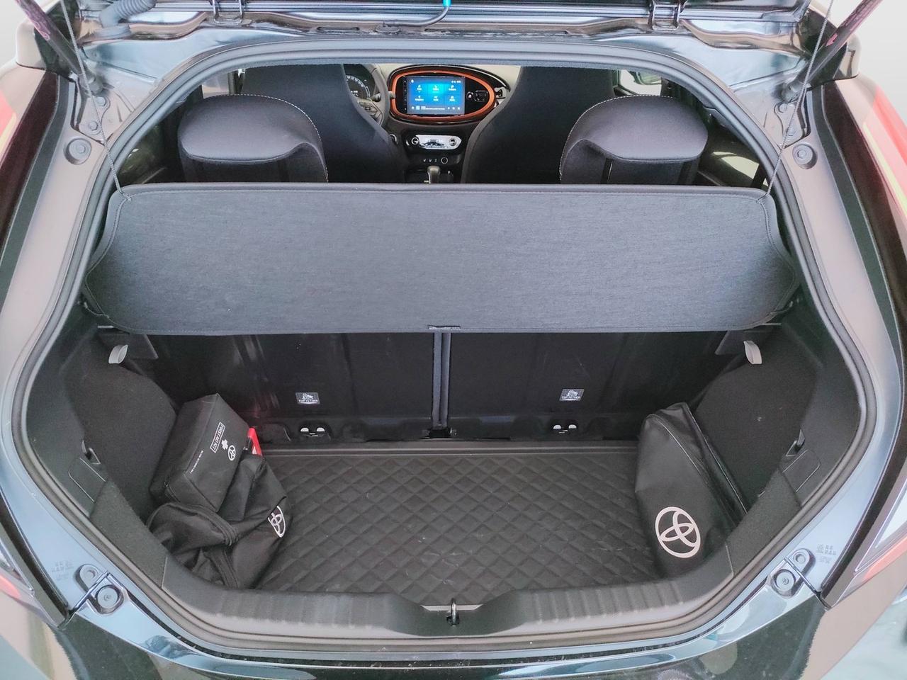 TOYOTA Aygo X - Aygo X 1.0 Limited 72cv s-cvt