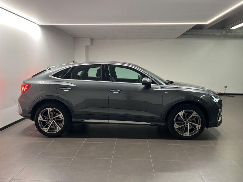 Audi Q3 Audi Sportback quattro edition 45 TFSI quattro 180(245) kW(PS) S tronic