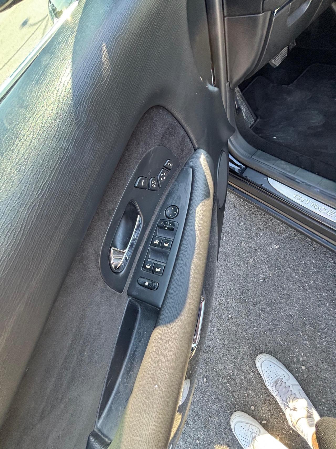 Citroen C6 2.7 B-T HDi FAP Exclusive