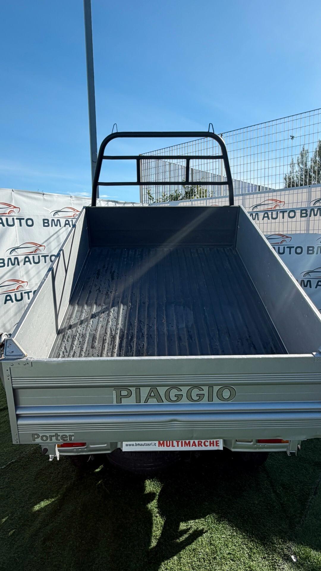 Piaggio Porter MOTORE NUOVO 1.3i 65CV RIBALTABILE Cabinato