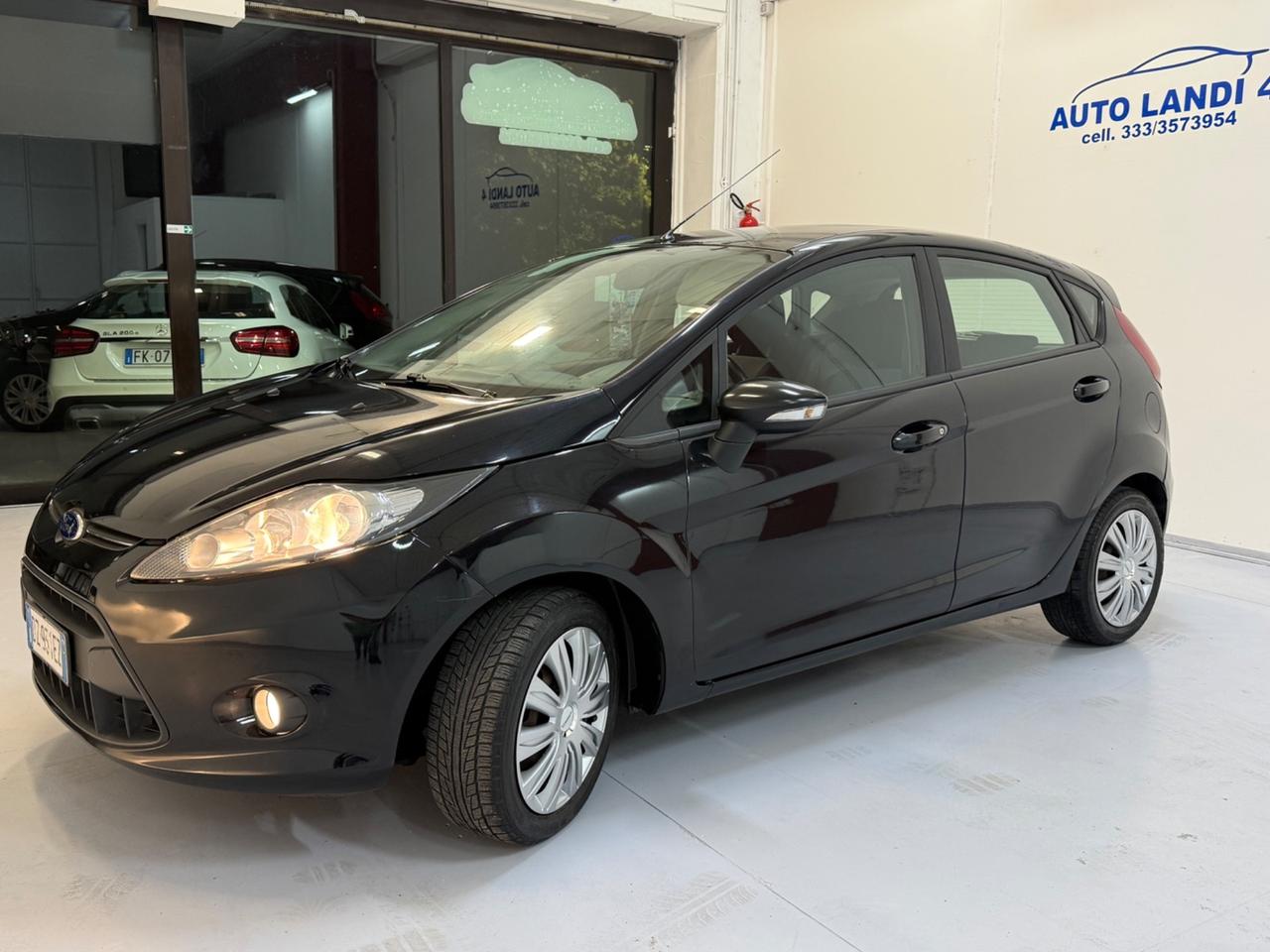 Ford Fiesta 1.4 TDCi 68CV 5 porte Titanium