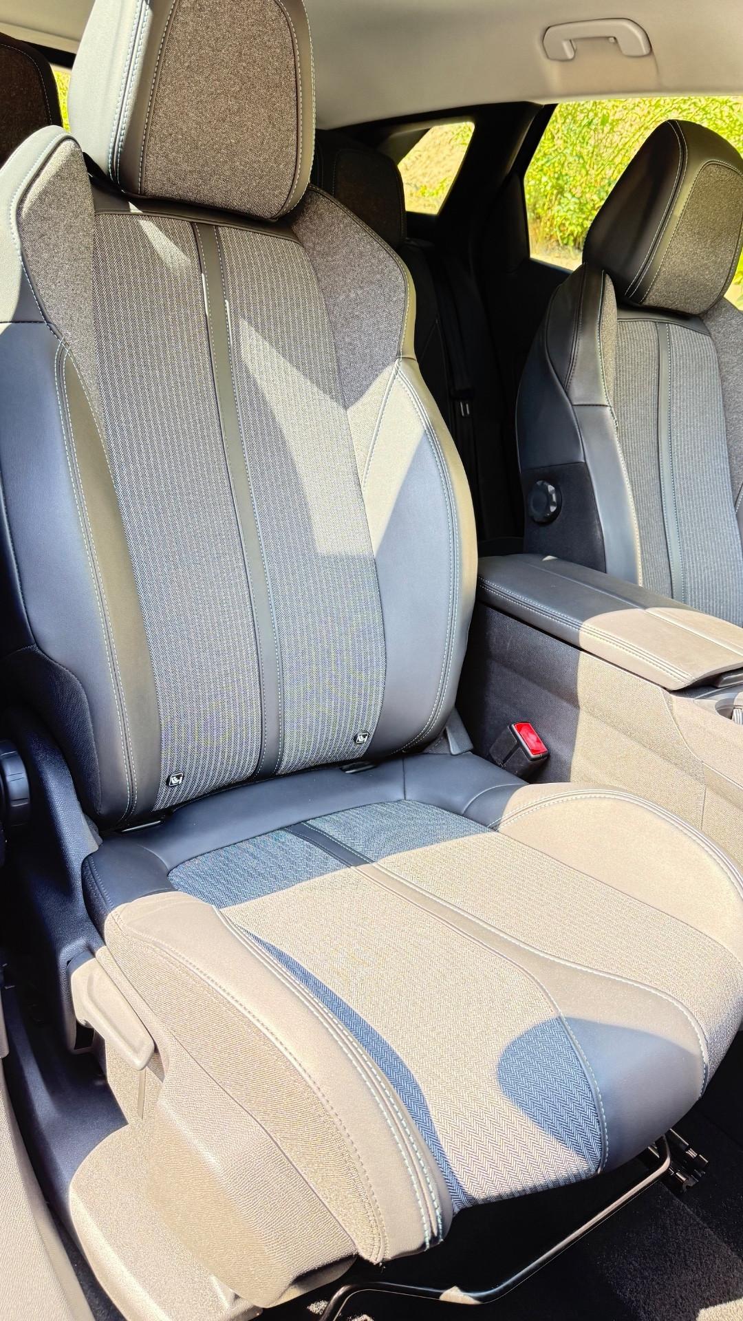Peugeot 3008 BlueHDi 130 S&S EAT8 Allure Pack